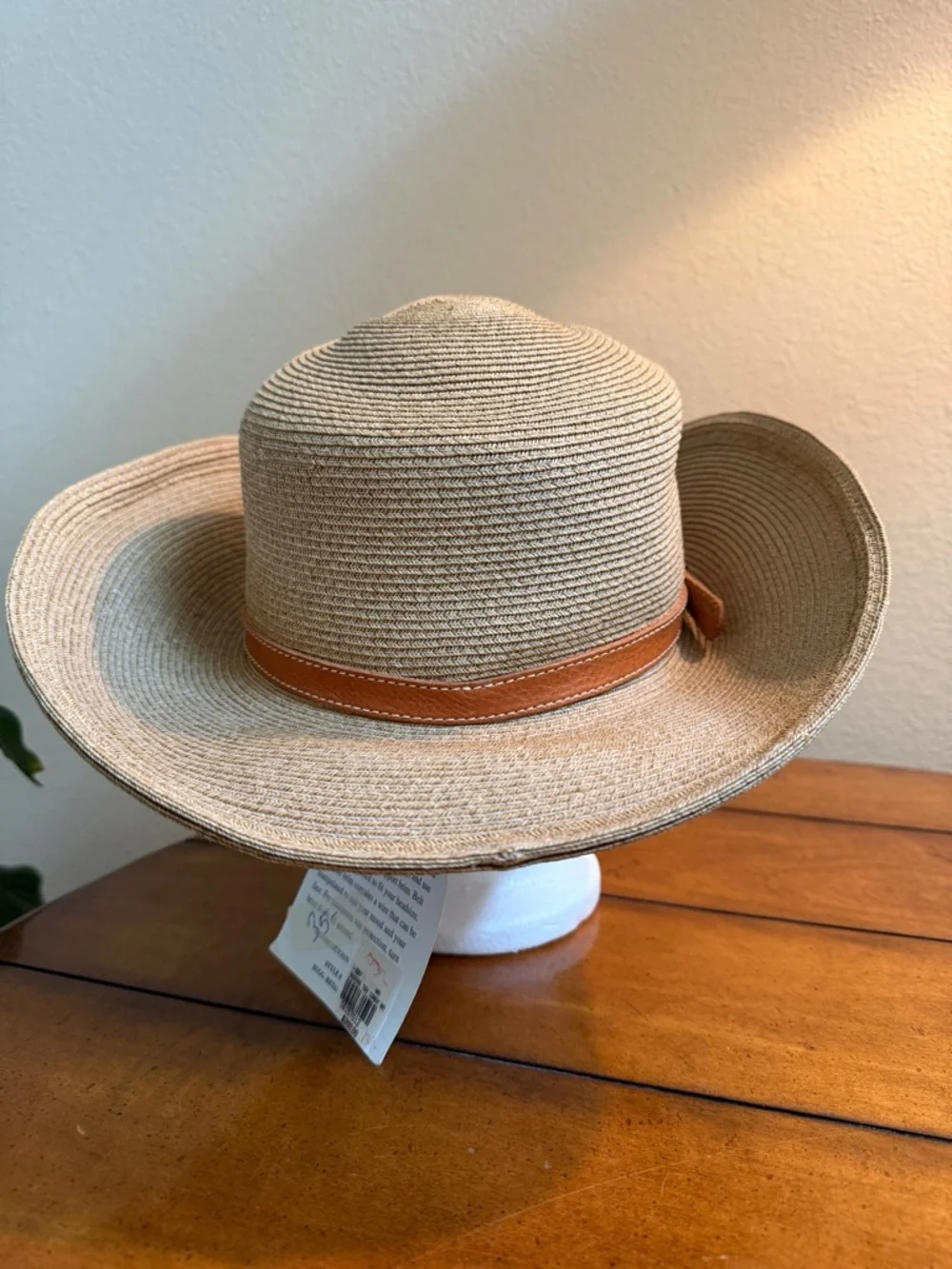 Eric Javits Squishee Trek Cowboy Hat in natural - Picture 3 of 12